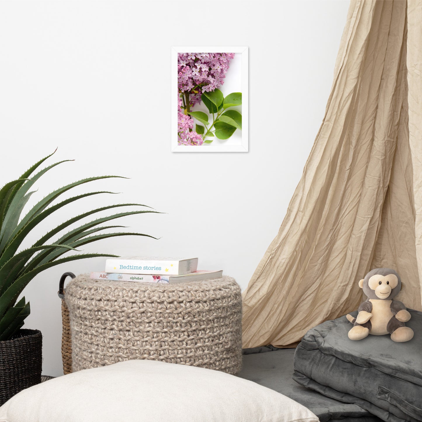 Laimīgais ceriņš II. Ierāmēts attēls.